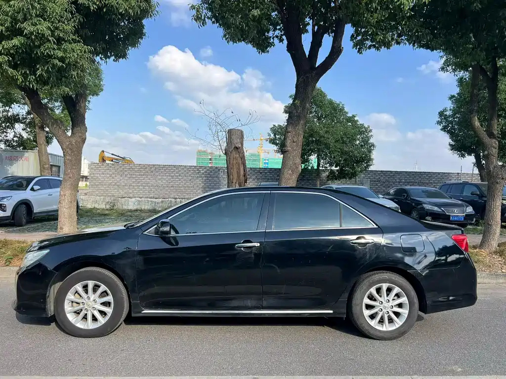 TOYOTA CAMRY 2012