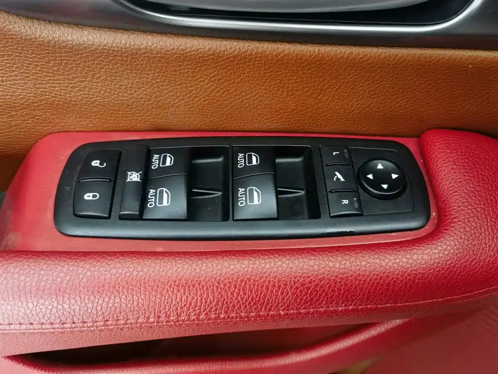 CHRYSLER BIG 捷龙 IMPORT 2018
