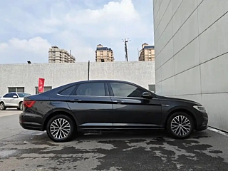 VOLKSWAGEN SAGITAR 2019