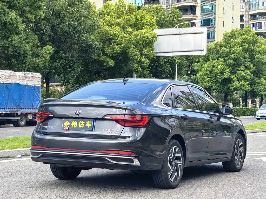 VOLKSWAGEN SAGITAR 2023
