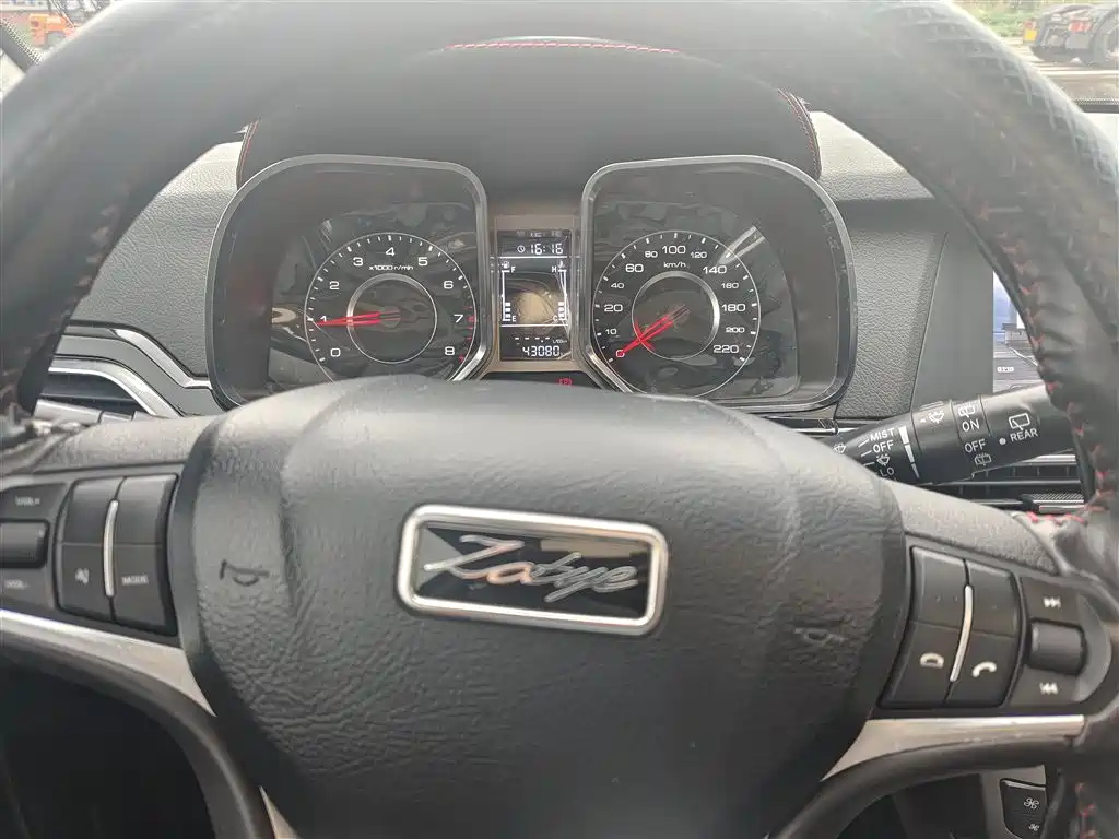 ZOTYE BIG 迈X5 2015