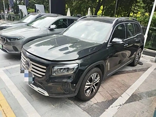 MERCEDES BENZ GLB 2023