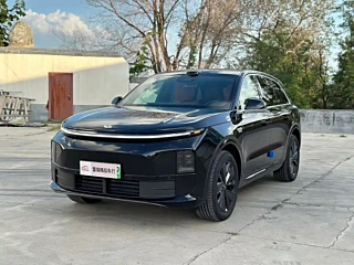 LI AUTO L6  2025 YEAR PRO INTELLIGENT  EDITION 2025