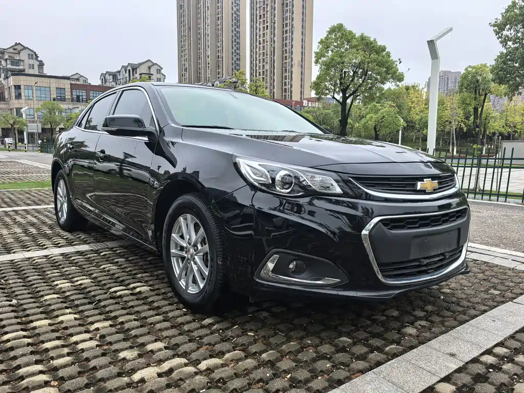 CHEVROLET MALIBU 2018