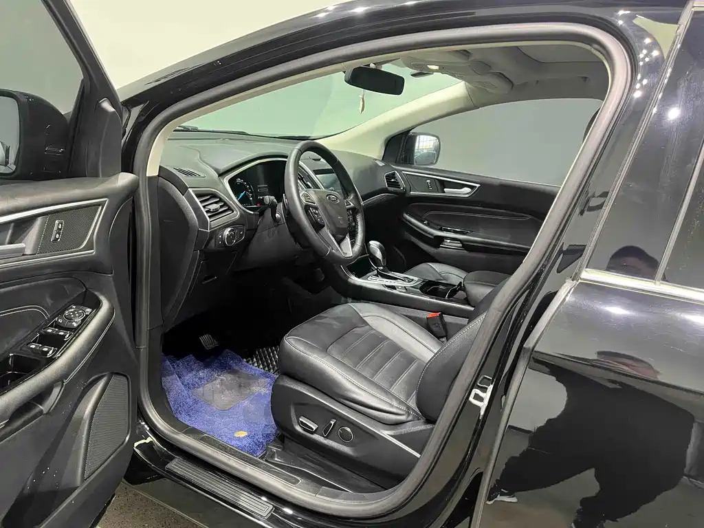 FORD EDGE 2019