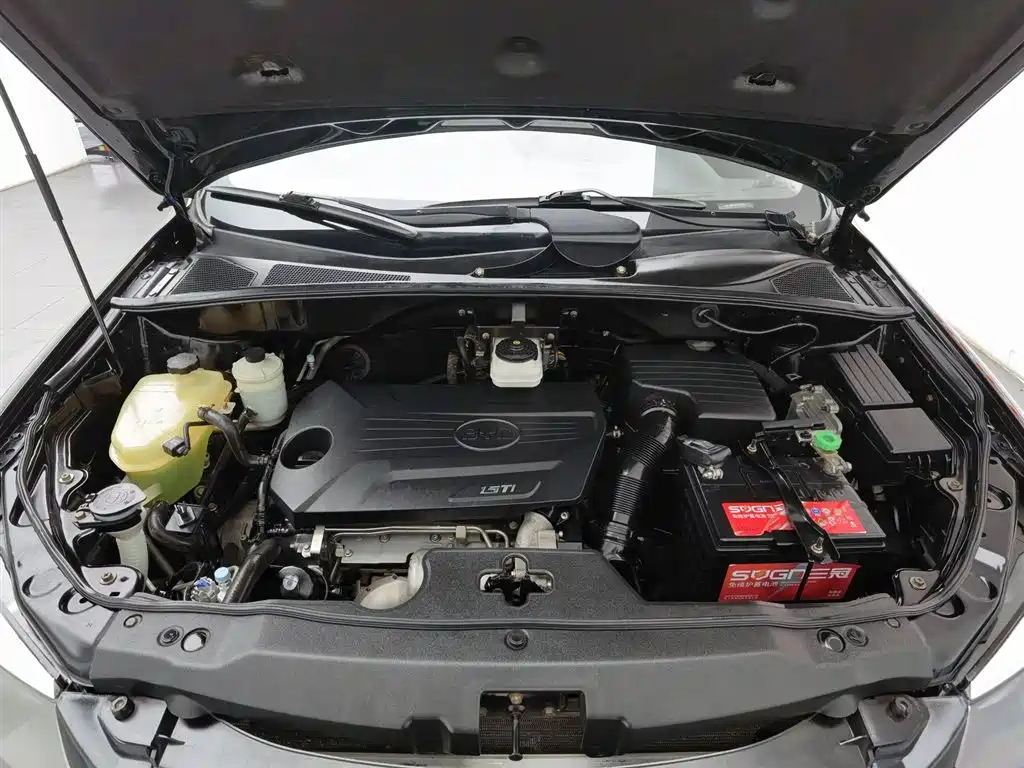 BYD S6 2014