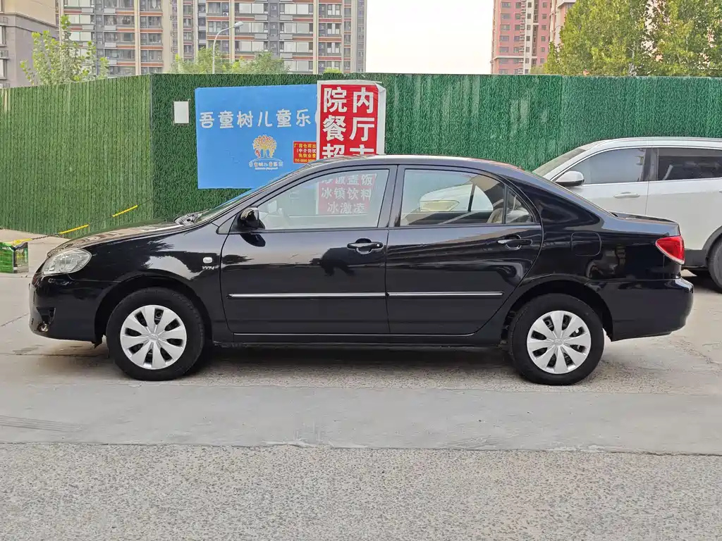 TOYOTA COROLLA 2011