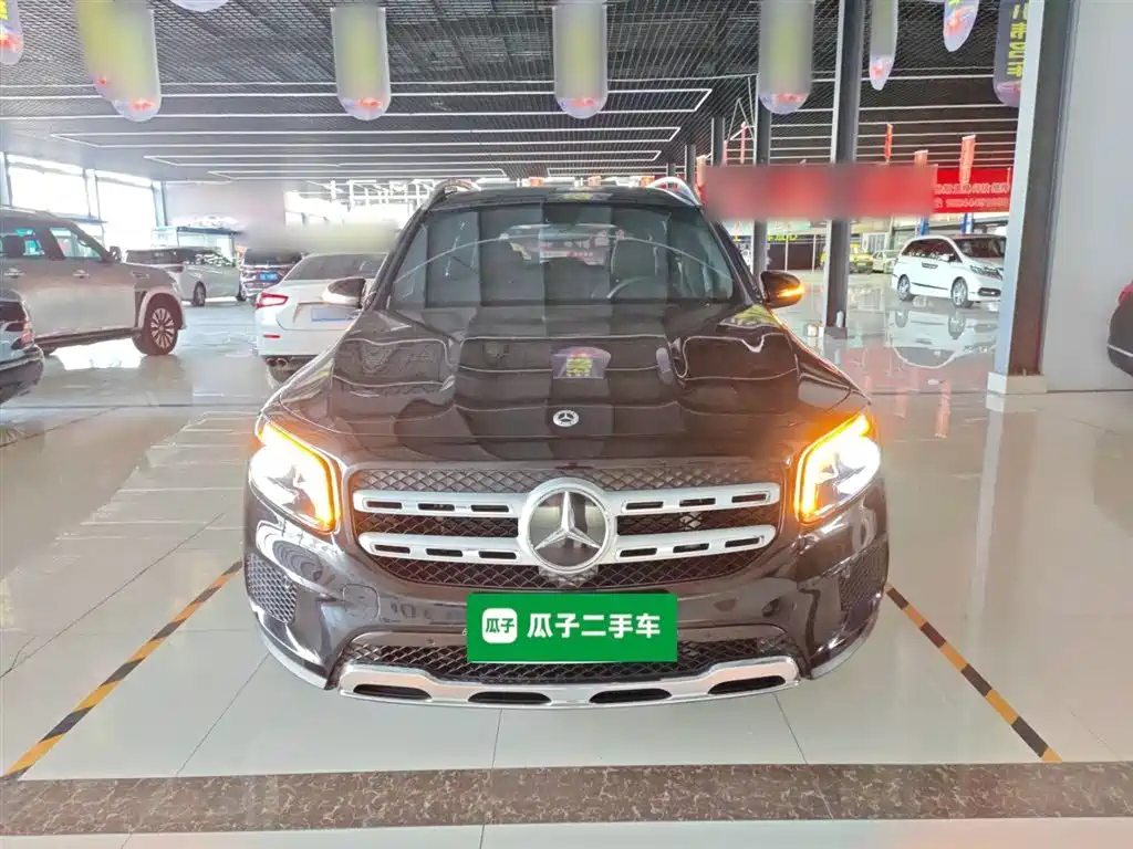 MERCEDES BENZ GLB 2023