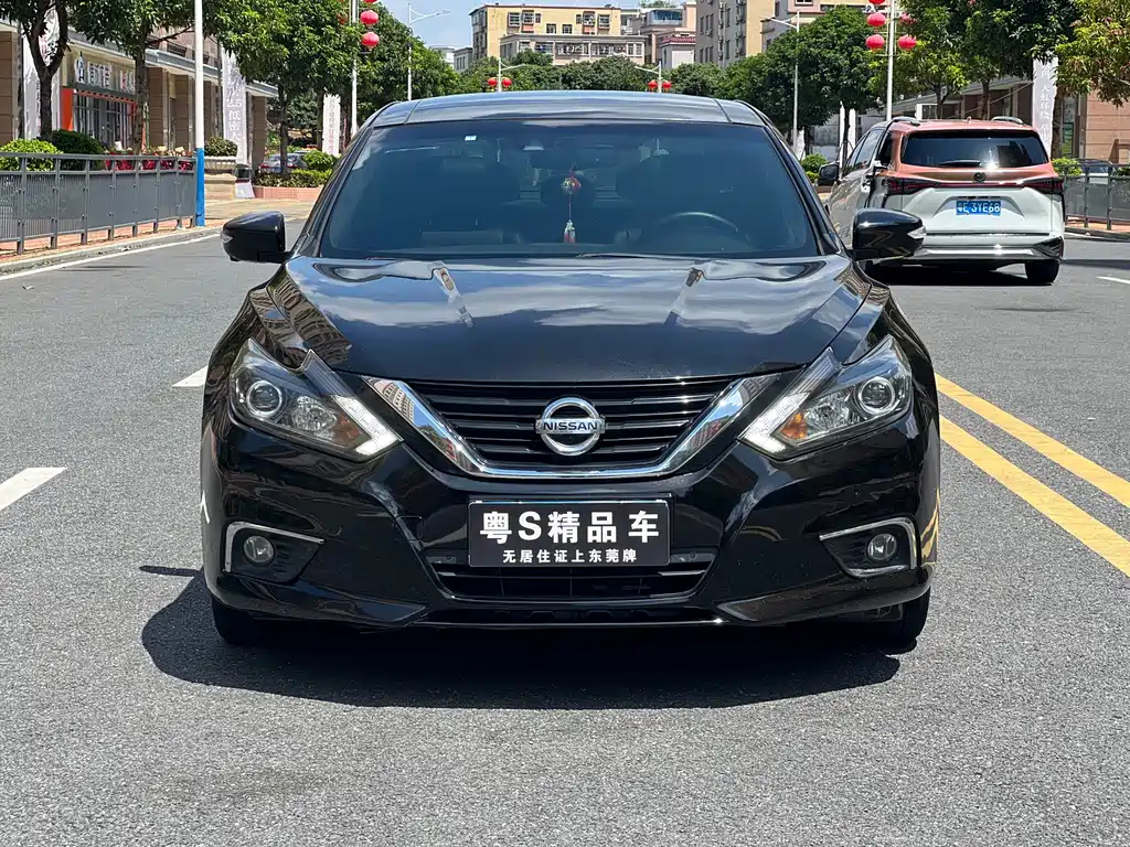 NISSAN TEANA 2016