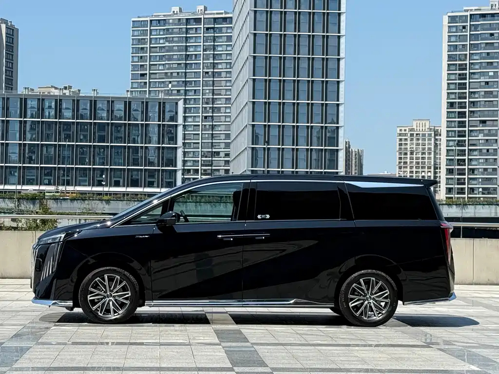 TRUMPCHI M8 2024