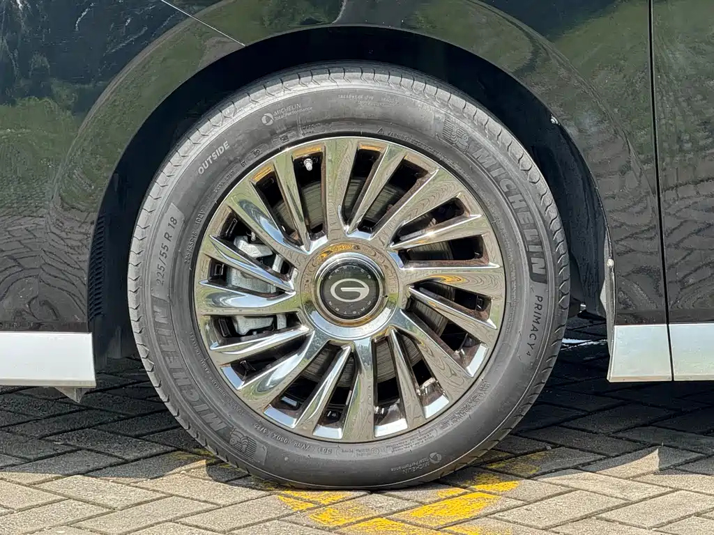 TRUMPCHI M8 2023