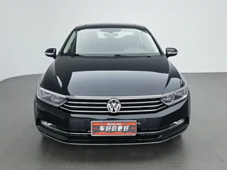 VOLKSWAGEN MAGOTAN 2018