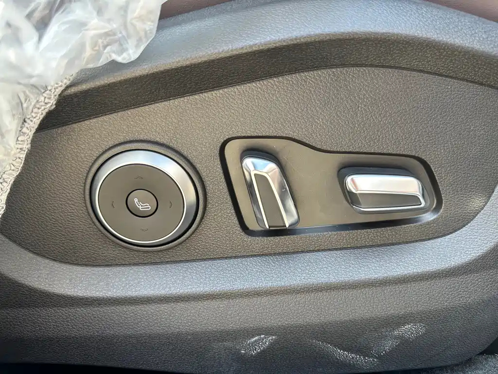 CHERY TIGGO 8 PRO 2025