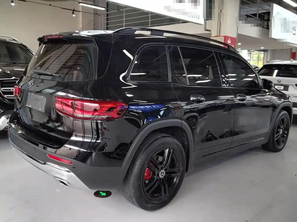 MERCEDES BENZ GLB 2020