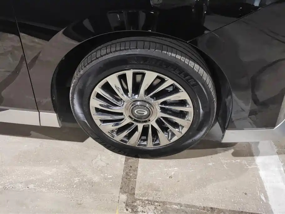 TRUMPCHI M8 2025