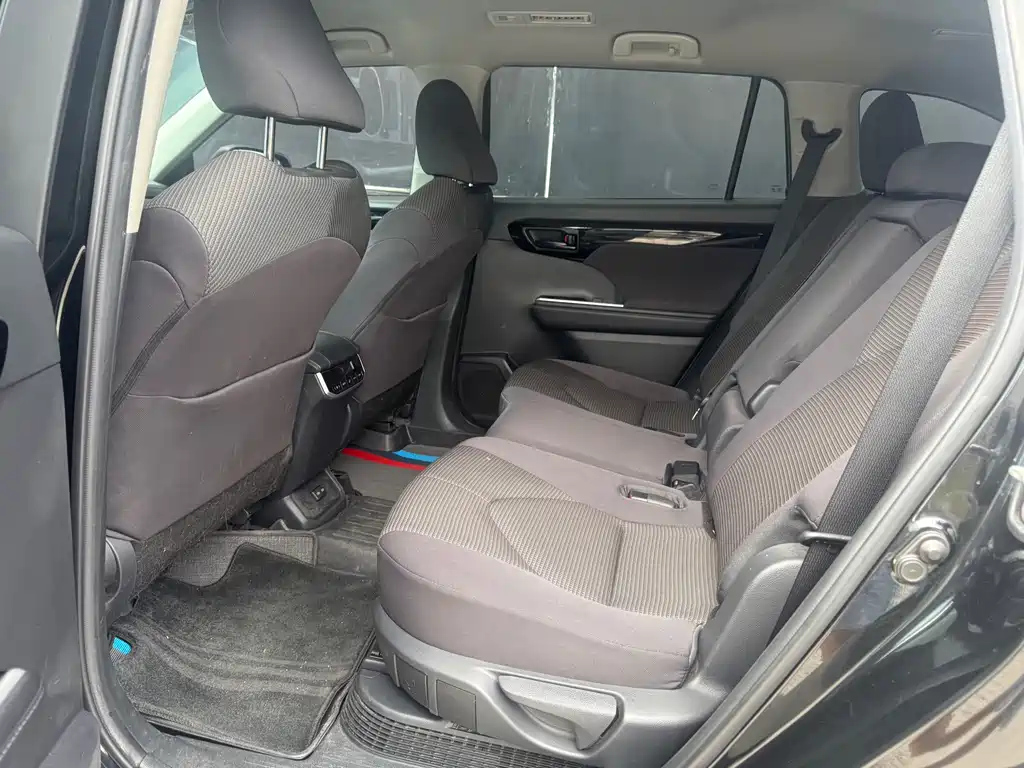TOYOTA HIGHLANDER 2022