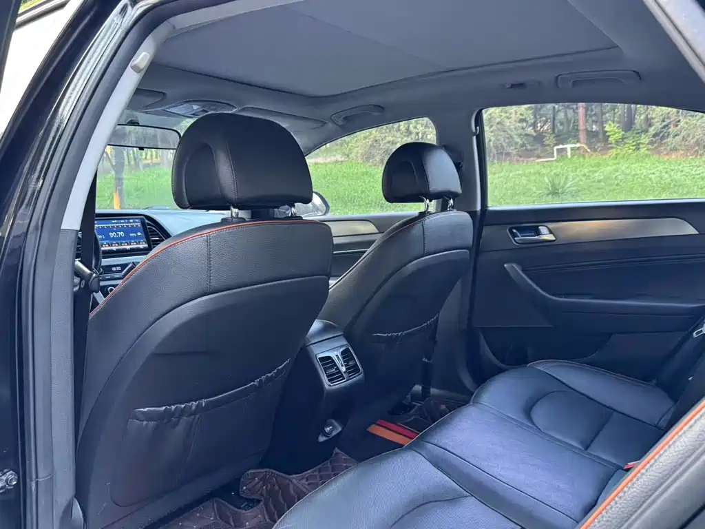 HYUNDAI SONATA 2015