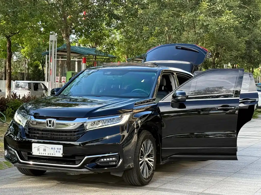 HONDA AVANCIER 2020