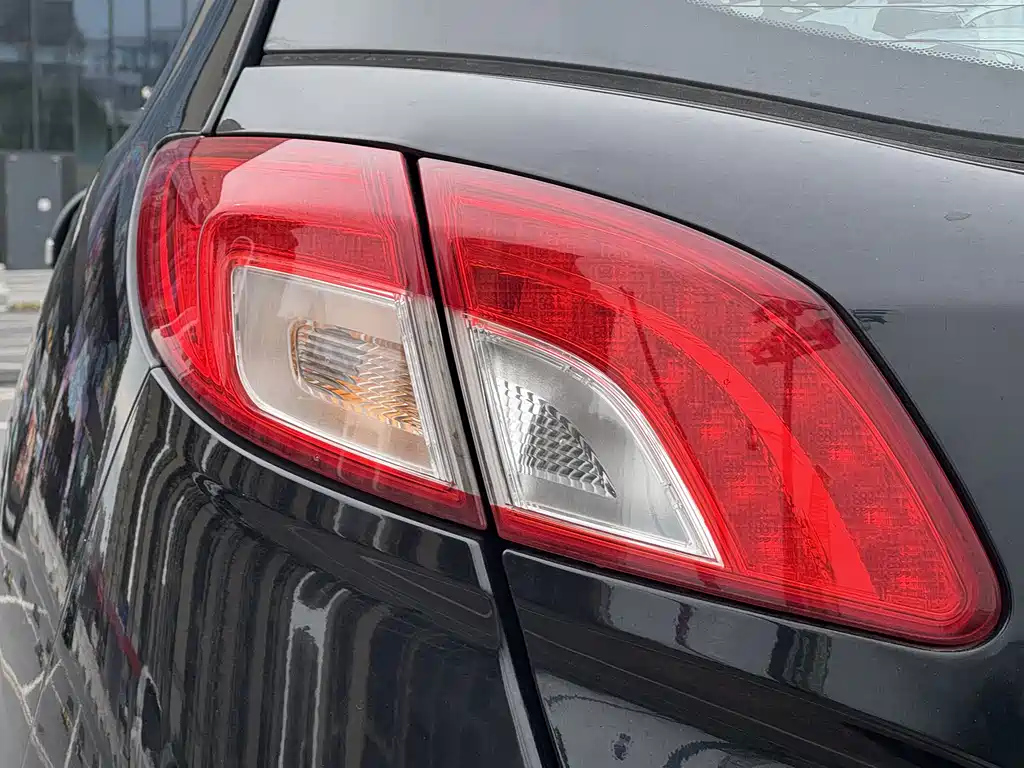 TRUMPCHI GS5 2013