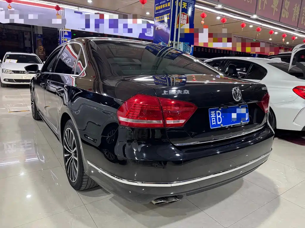 VOLKSWAGEN PASSAT 2015