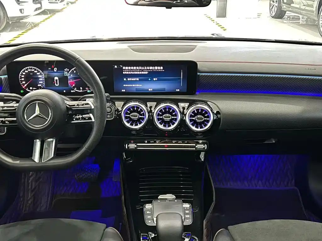 MERCEDES BENZ A-CLASS 2023
