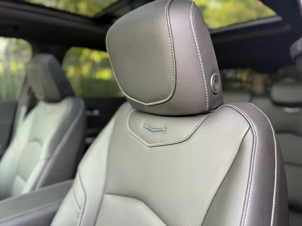 CADILLAC XT4 2024