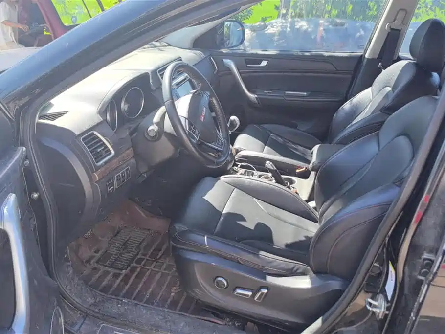 HAVAL H6 2015