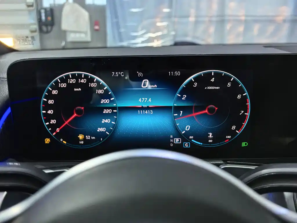 MERCEDES BENZ GLB 2022