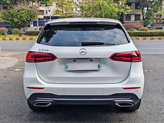 MERCEDES BENZ B-CLASS  2021 YEAR B 200 FASHION 2021