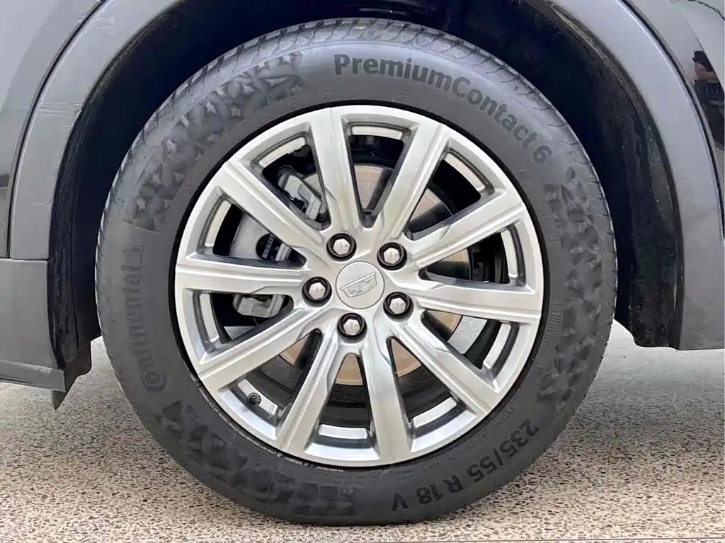 CADILLAC XT4 2021