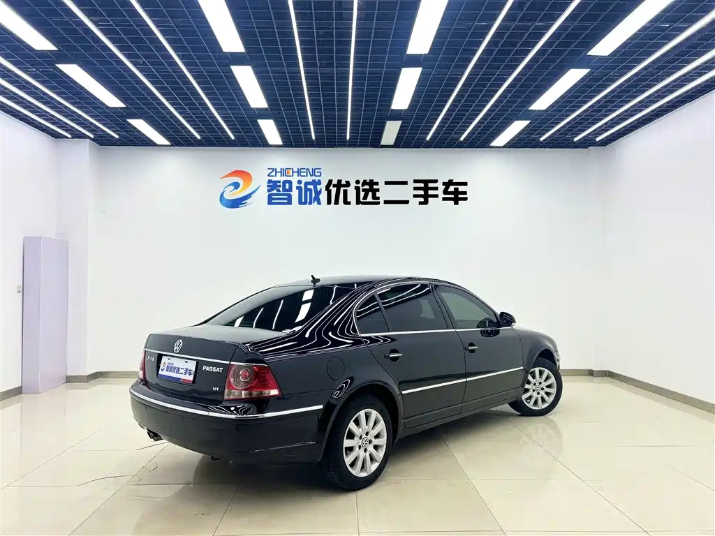 VOLKSWAGEN PASSAT LINGYU 2009