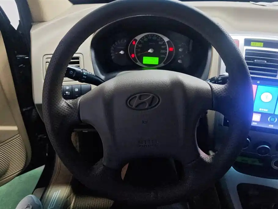 HYUNDAI TUCSON 2013