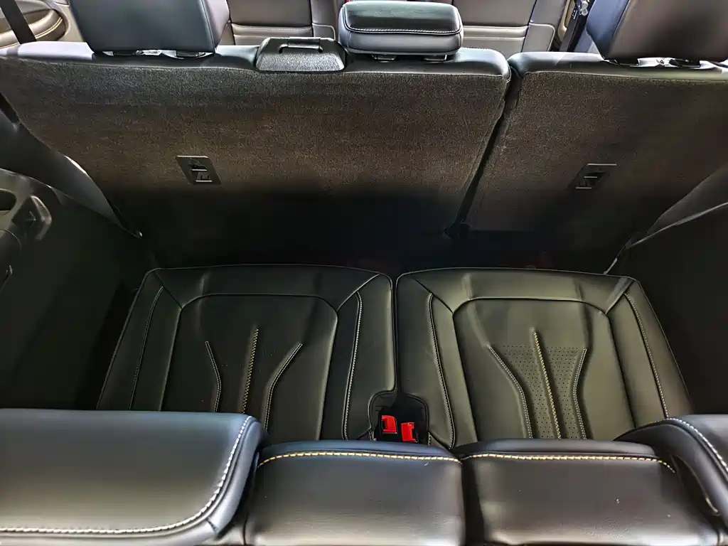 FORD EDGE 2021