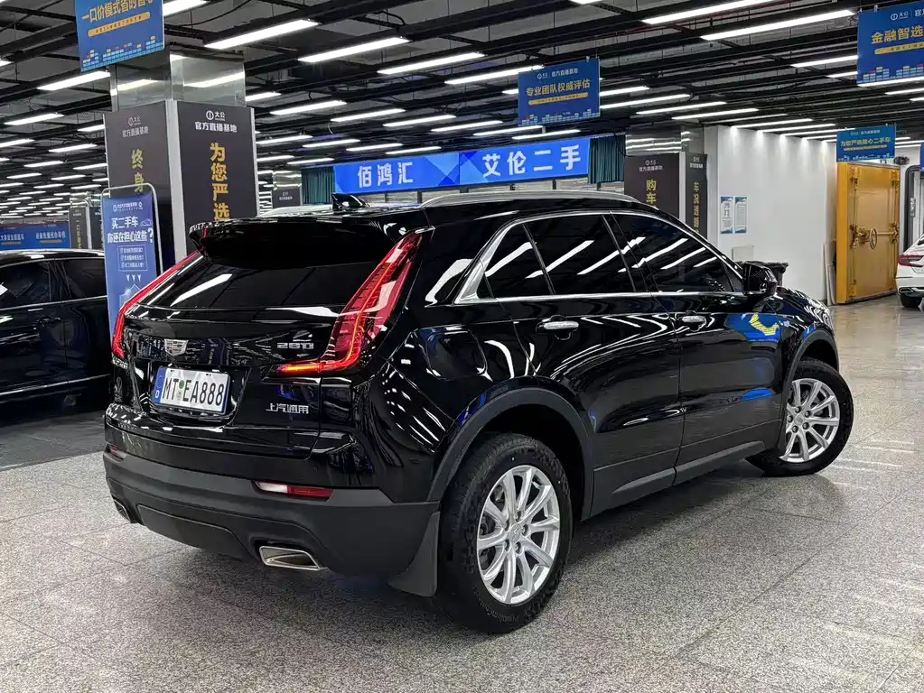 CADILLAC XT4 2020
