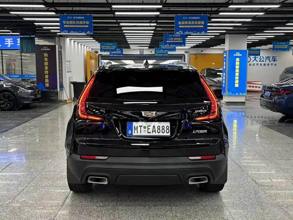 CADILLAC XT4 2020