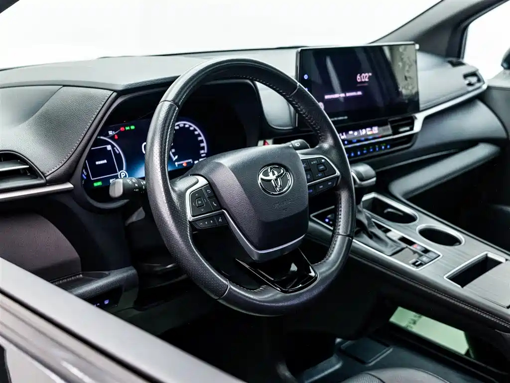 TOYOTA SIENNA SIENNA 2023