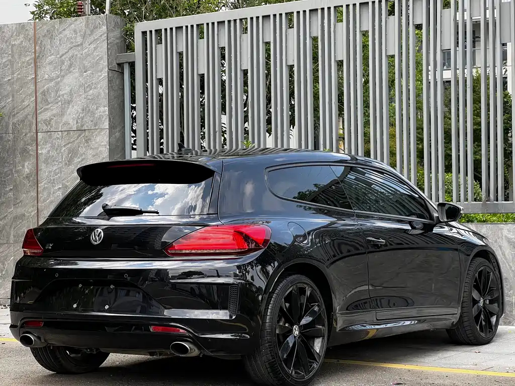 VOLKSWAGEN SCIROCCO 2015