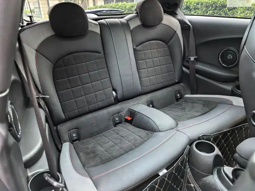 MINI JCW 2020