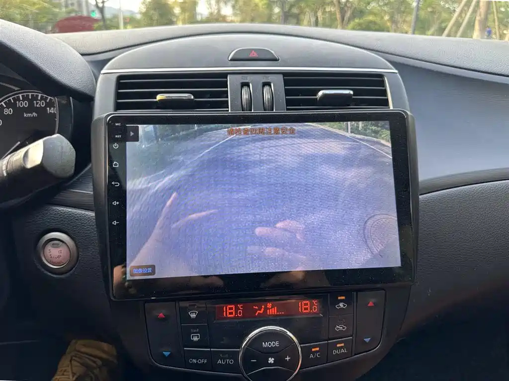 NISSAN TIIDA TIIDA 2014