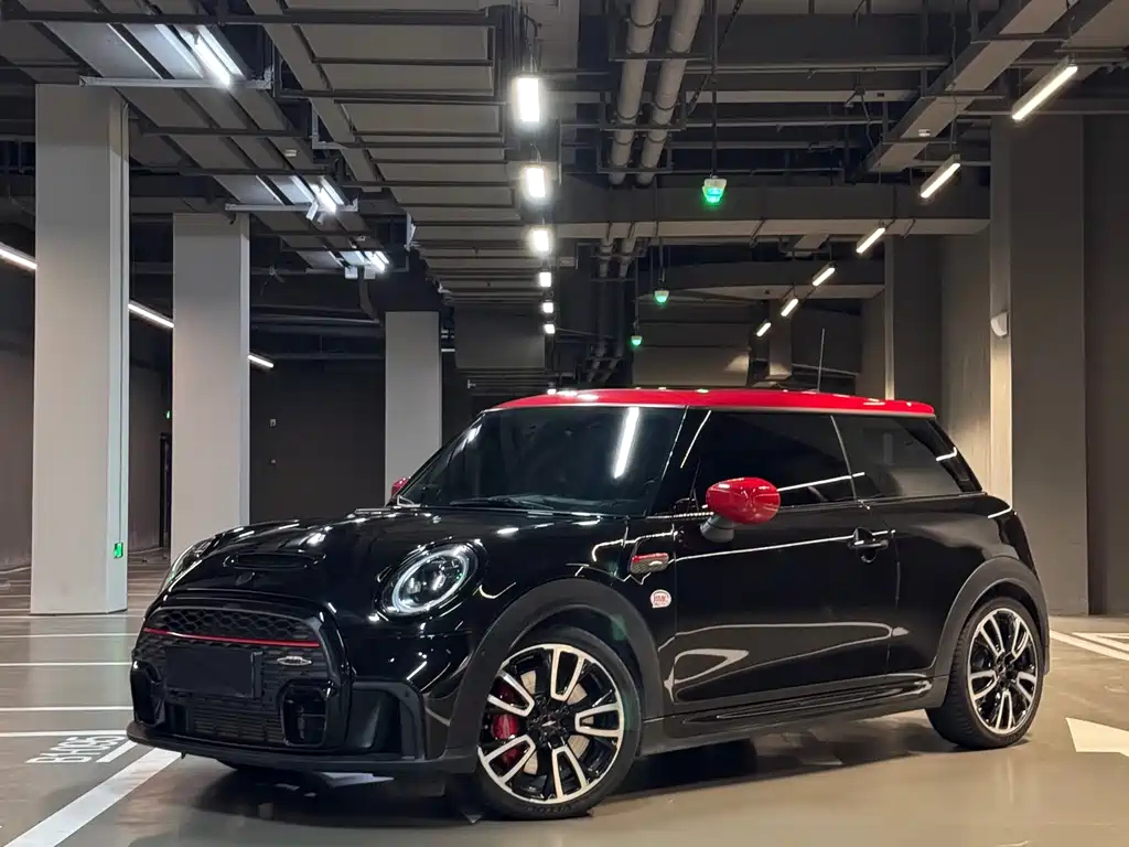 MINI JCW 2022