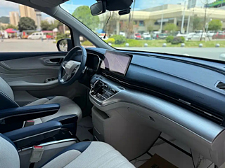 ROEWE IMAX8  2021 YEAR 400TGI SUPREME PRESTIGE EDITION 2021