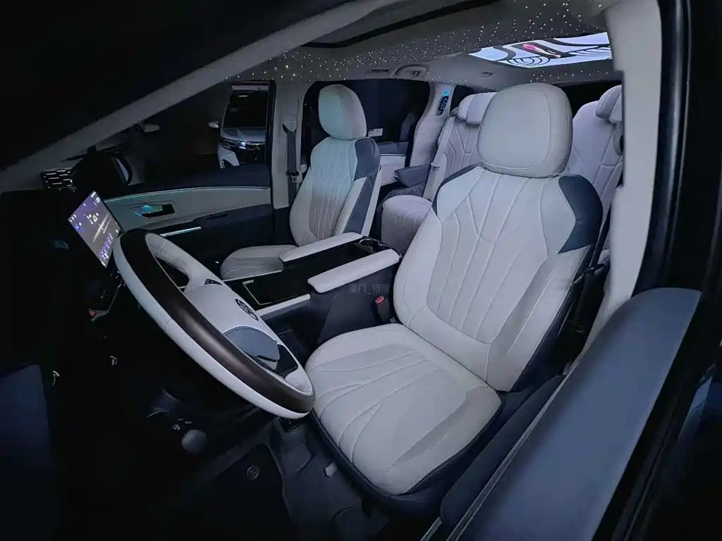 TOYOTA SIENNA SIENNA 2024