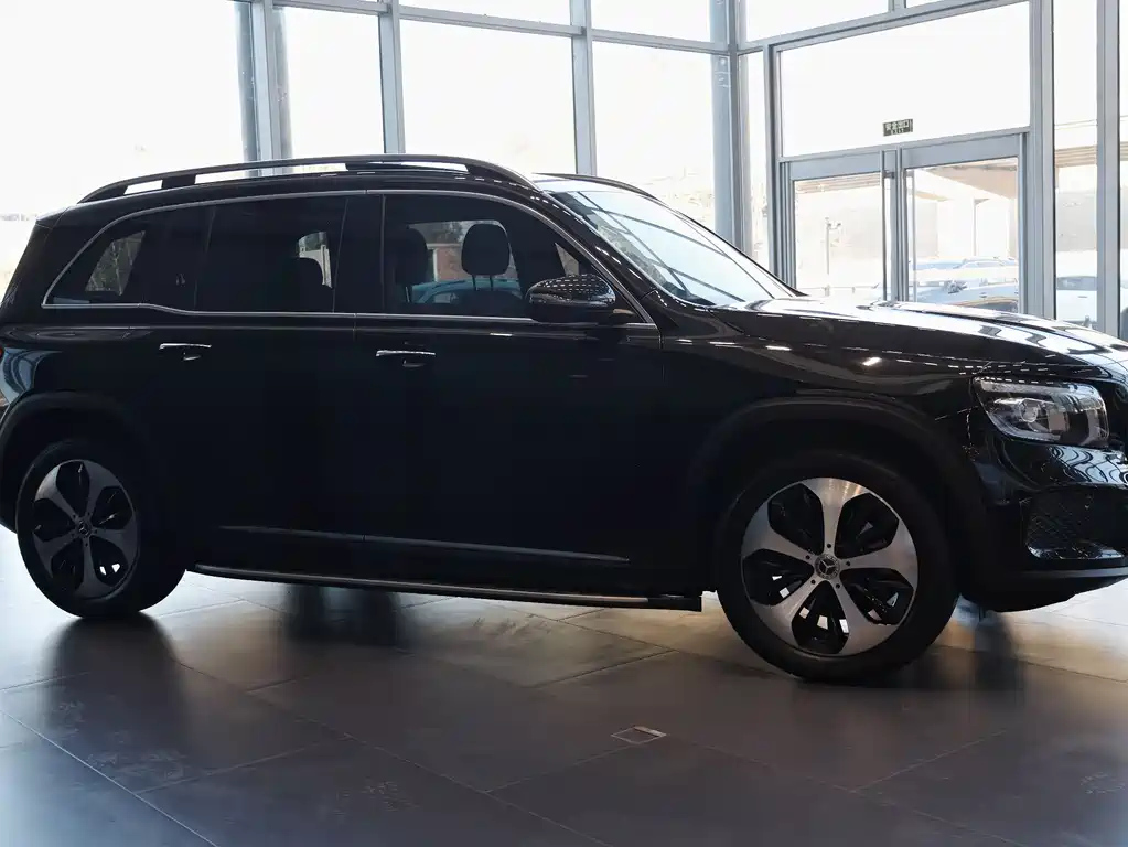 MERCEDES BENZ GLB 2022