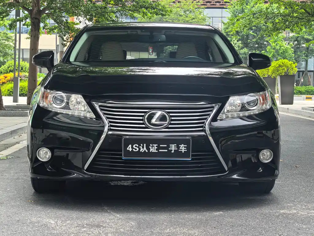 LEXUS ES 2014