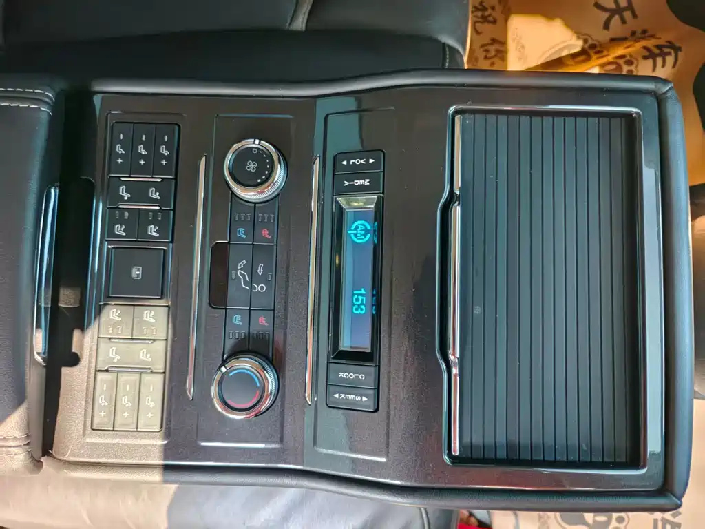 FORD TAURUS 2017