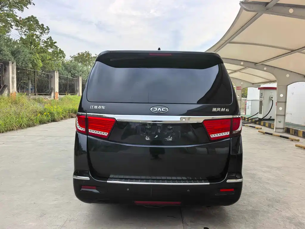 JAC REFINE M6 2017
