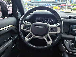 LAND ROVER DEFENDER  2020 YEAR 110 P400 SE 2020