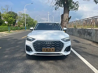 AUDI Q5L  2022