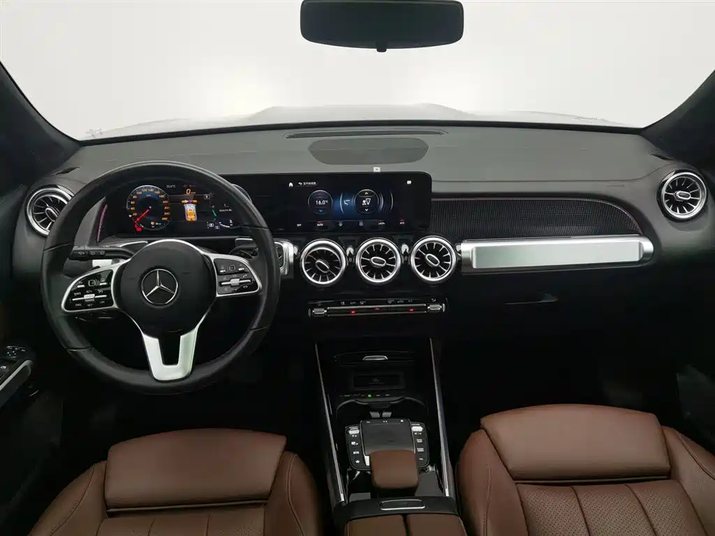 MERCEDES BENZ GLB 2021