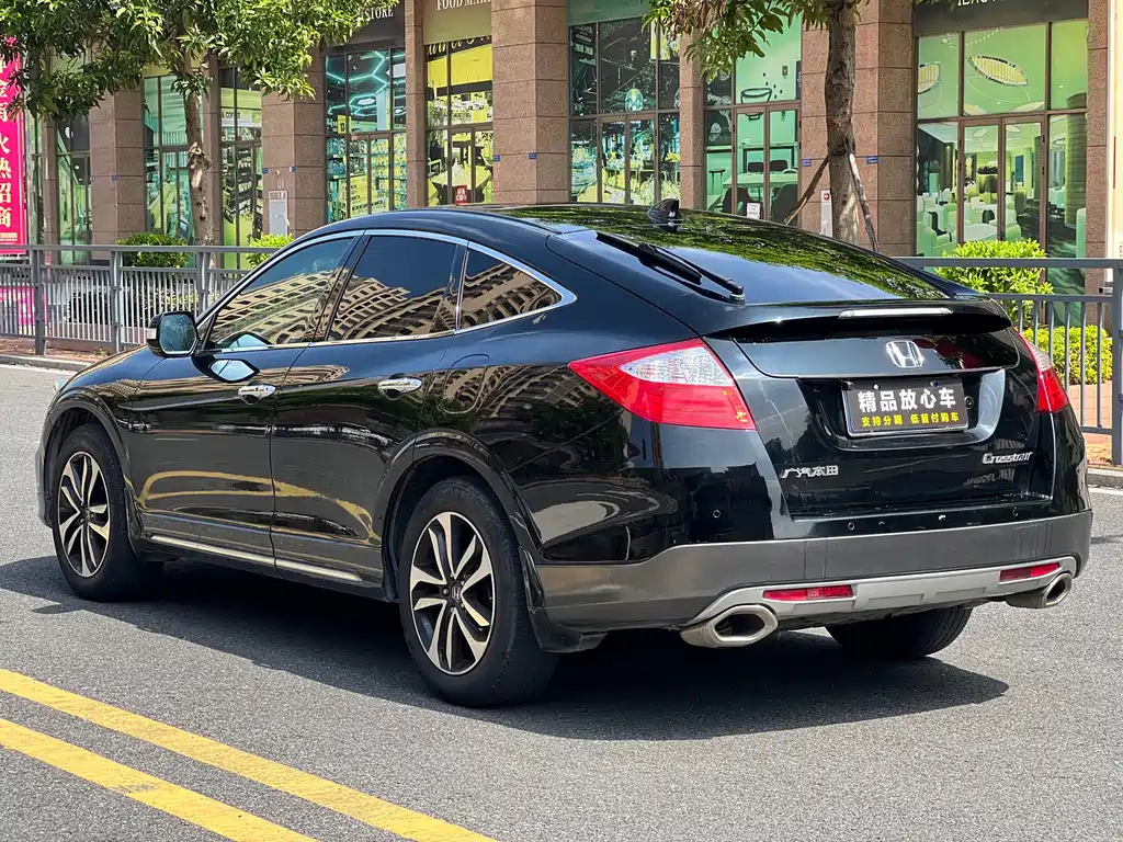 HONDA CROSSTOUR 2016